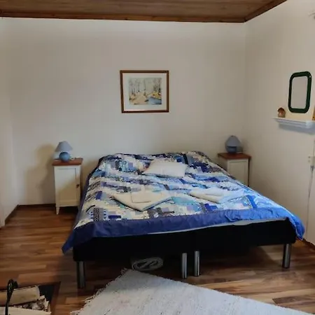 Talo Jaerven Rannalla Reisjärvi