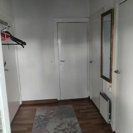 Talo Jaerven Rannalla * Reisjärvi