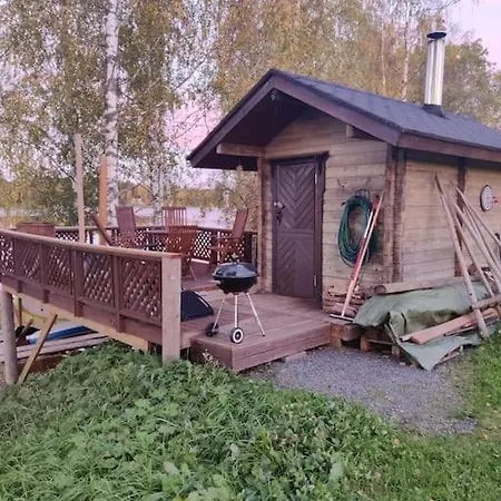 Talo Jaerven Rannalla *