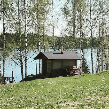 Talo Järven Rannalla Huoneisto Reisjärvi