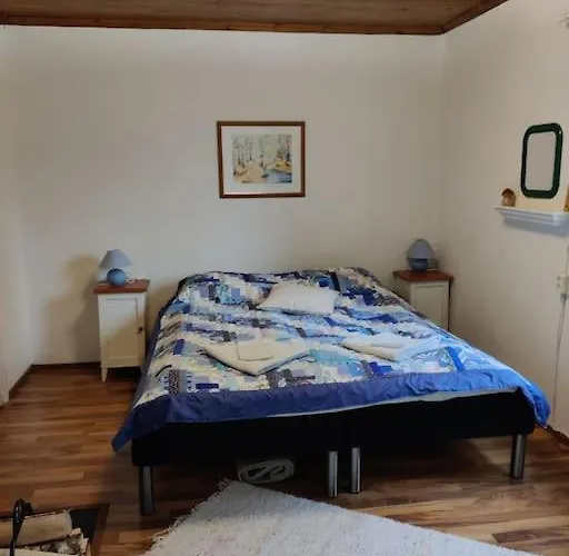 Talo Jaerven Rannalla Reisjärvi