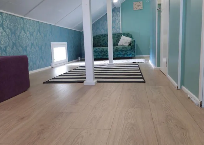 Talo Jaerven Rannalla Reisjärvi